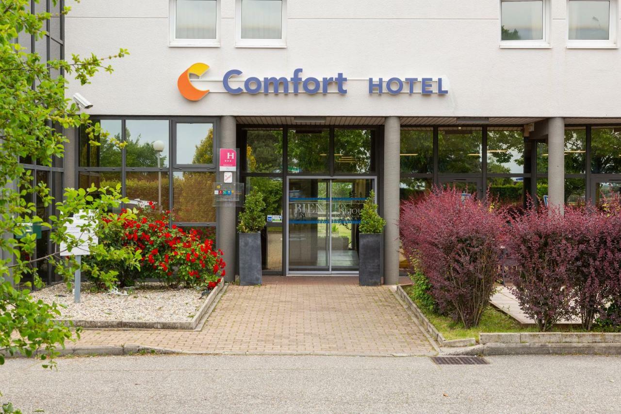 Comfort Hotel Aeroport Lyon St Exupery Colombier-Saugnieu Exterior photo